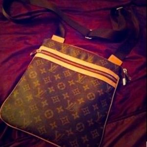 Louis Vuitton messenger bag